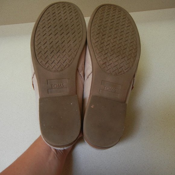 Toms Women's Cream Suede Loafers - Picture 7 of 12
